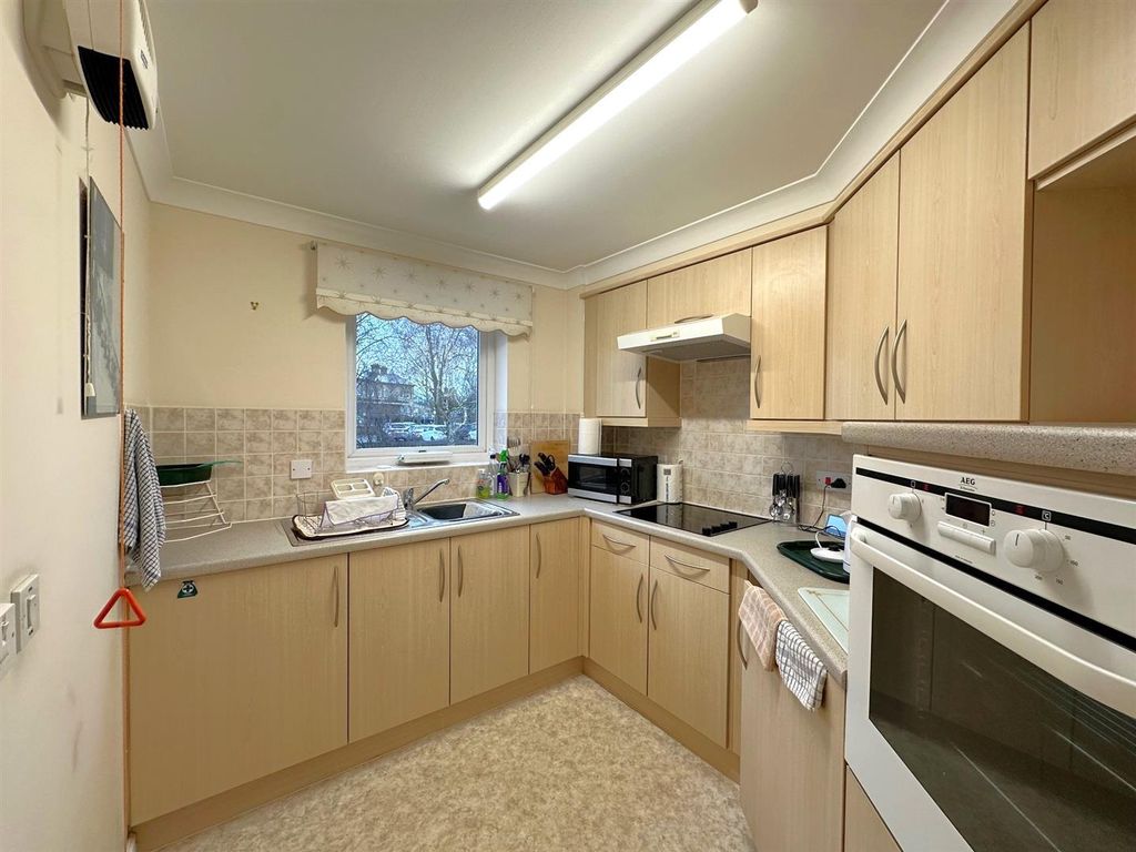 Property photo 3 of 13 12.Jpg