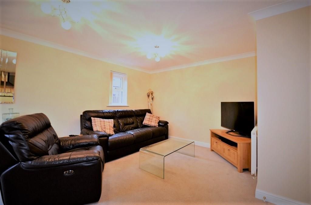 Property photo 2 of 8 Living Room