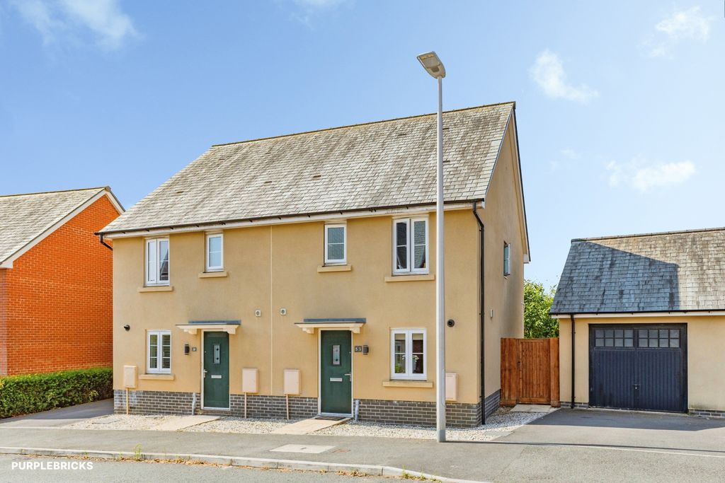 Property photo 1 of 31