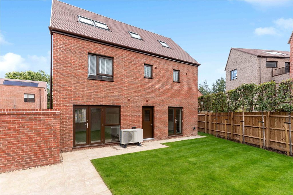 Property photo 1 of 15 Picture No. 08