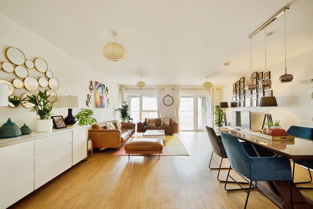 Property photo 1 of 20 Photo