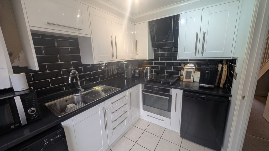 Property photo 3 of 17 Whatsapp Image 2025-12-17 At 14