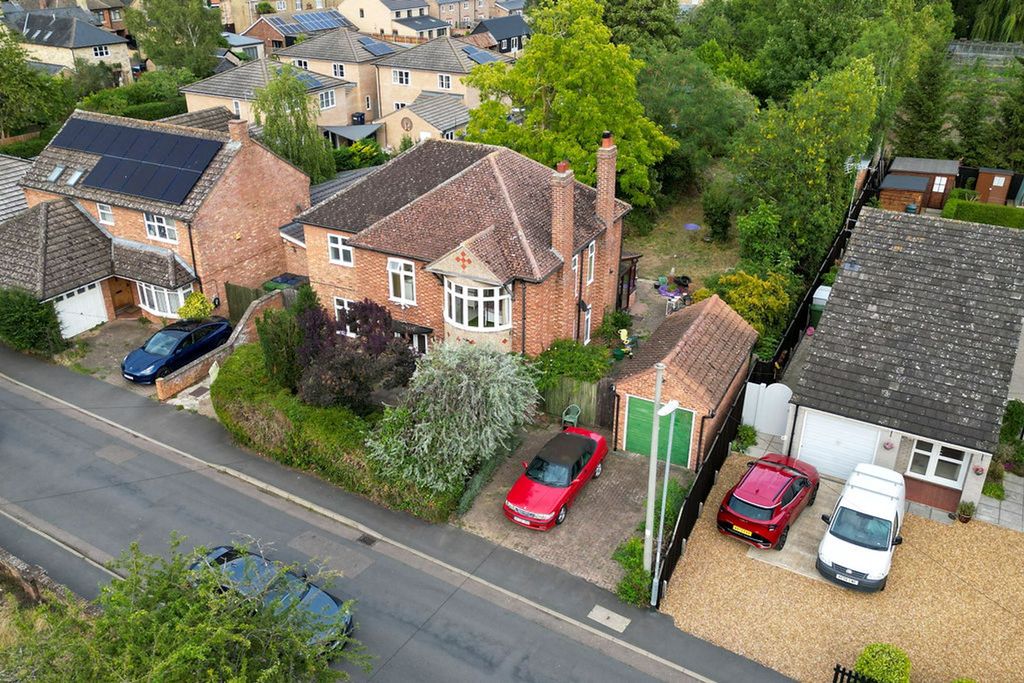 Property photo 1 of 16