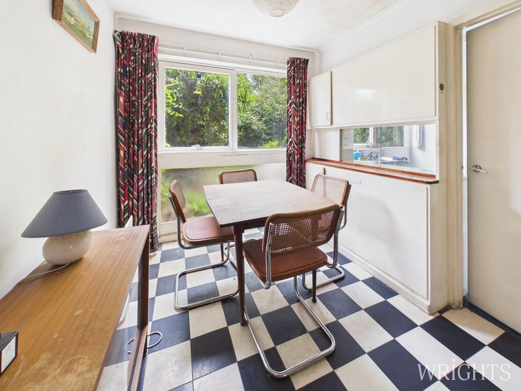 Property photo 3 of 13 Dining Room