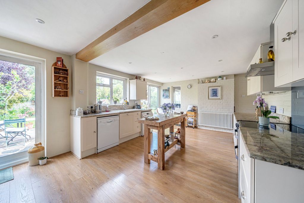 Property photo 3 of 16 Kitchen