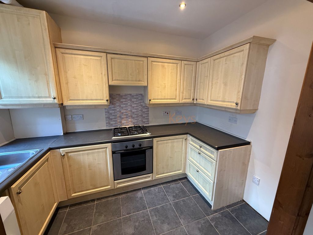 Property photo 1 of 4 Max 5