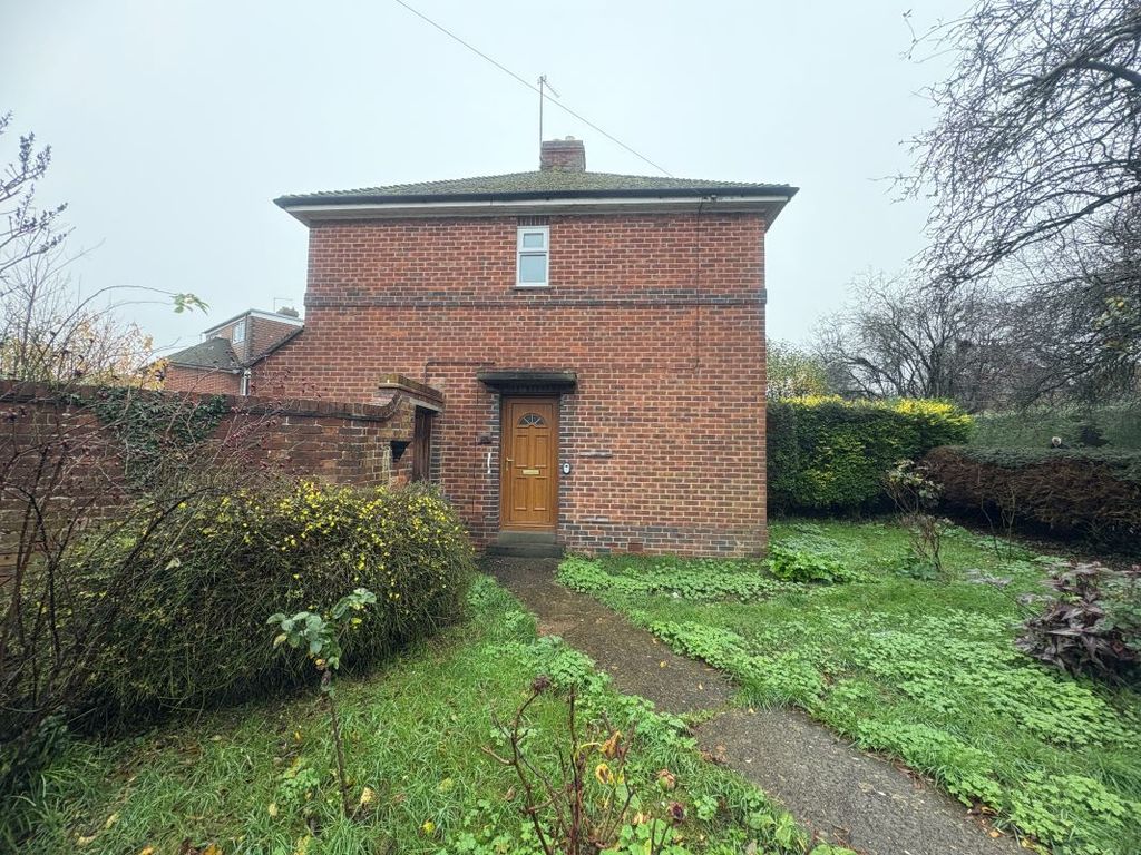 Property photo 2 of 3