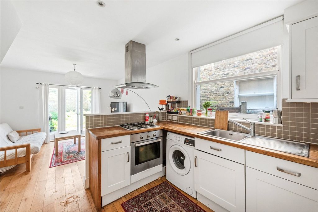 Property photo 2 of 11 Picture No. 03