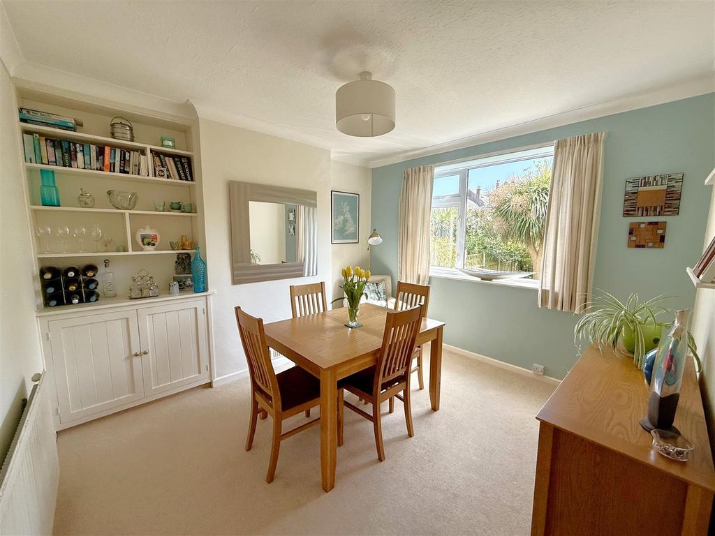 Property photo 3 of 14 3.Jpg