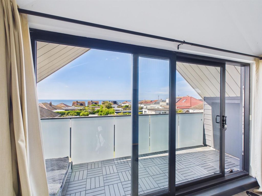 Additional image 21 of 4 bed property for saleYork Road, Peacehaven BN10