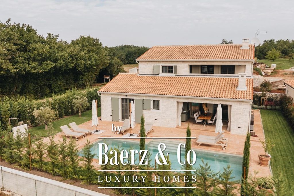 Property photo 1 of 35