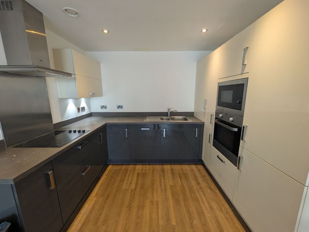 Property photo 3 of 8 Photo 3