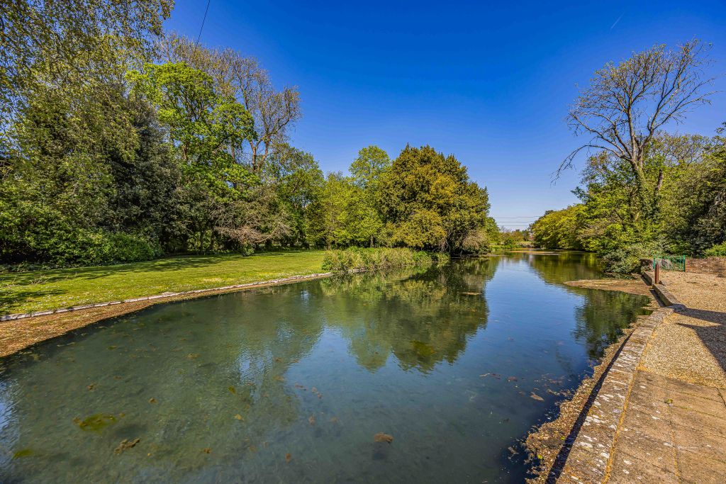 Property photo 2 of 35 The Old Mill, Mill Lane, Old Bedhampton-Small-Port