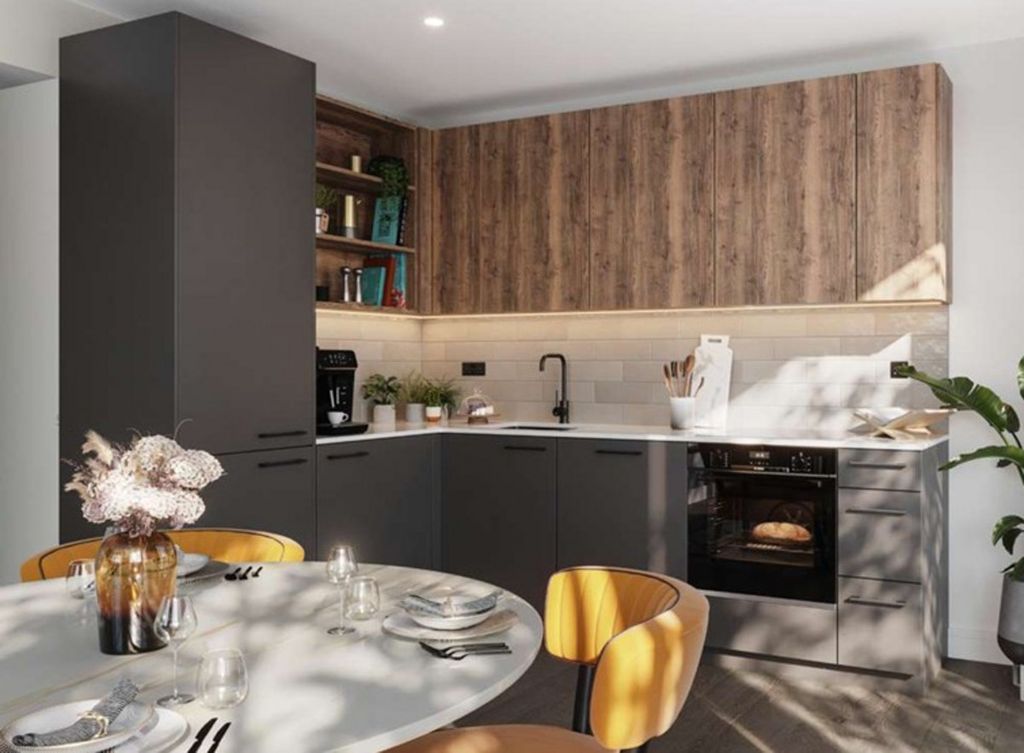 Property photo 1 of 12