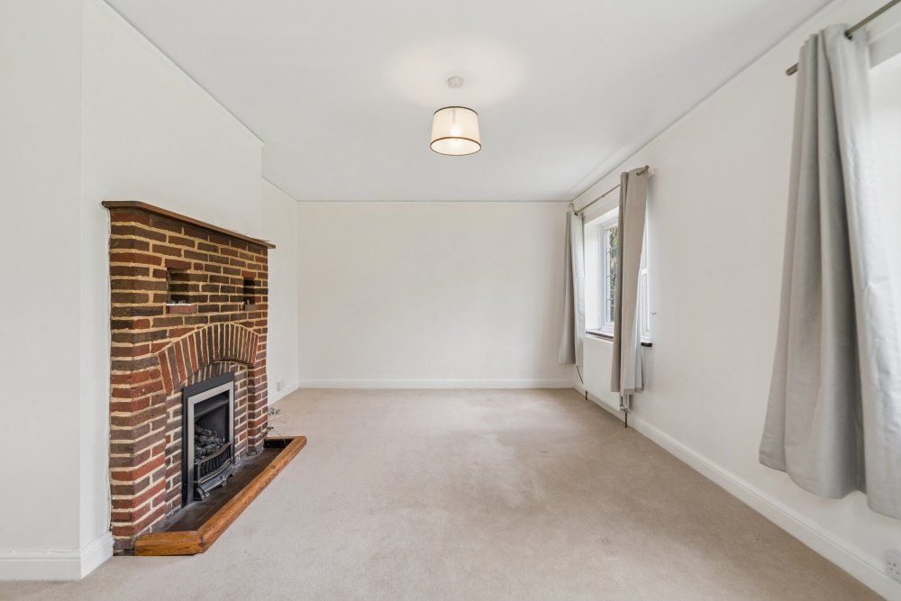 Property photo 2 of 22 Picture No. 12