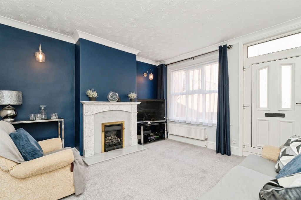 Property photo 2 of 16