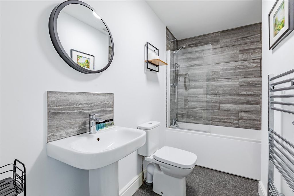 Additional image 22 of 14 bed terraced house to rentFirst Avenue, Hove BN3