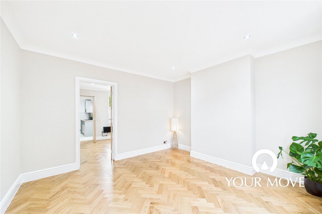 Property photo 2 of 18 Picture No. 02