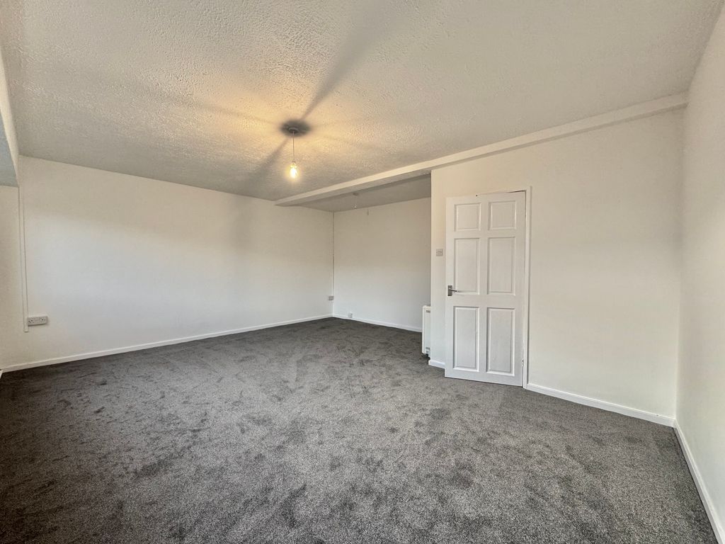 Property photo 2 of 8 Annex