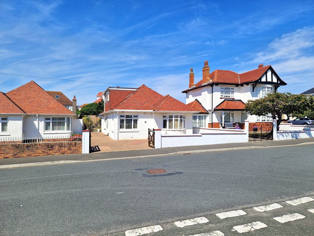 Property photo 3 of 30