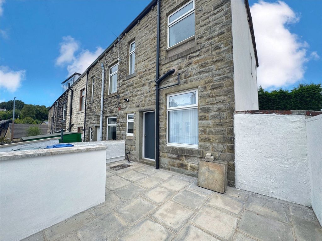 Property photo 3 of 32 Picture No. 06