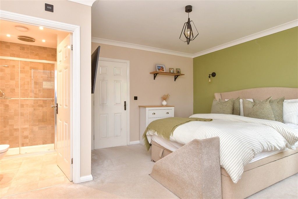 Property photo 3 of 16 Bedroom 1