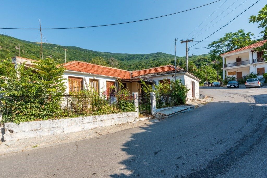 Property photo 1 of 31