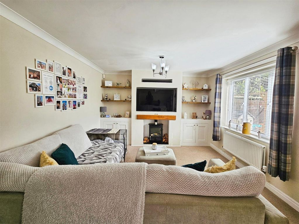 Property photo 2 of 43 60600B41-20250923_134358.Jpg