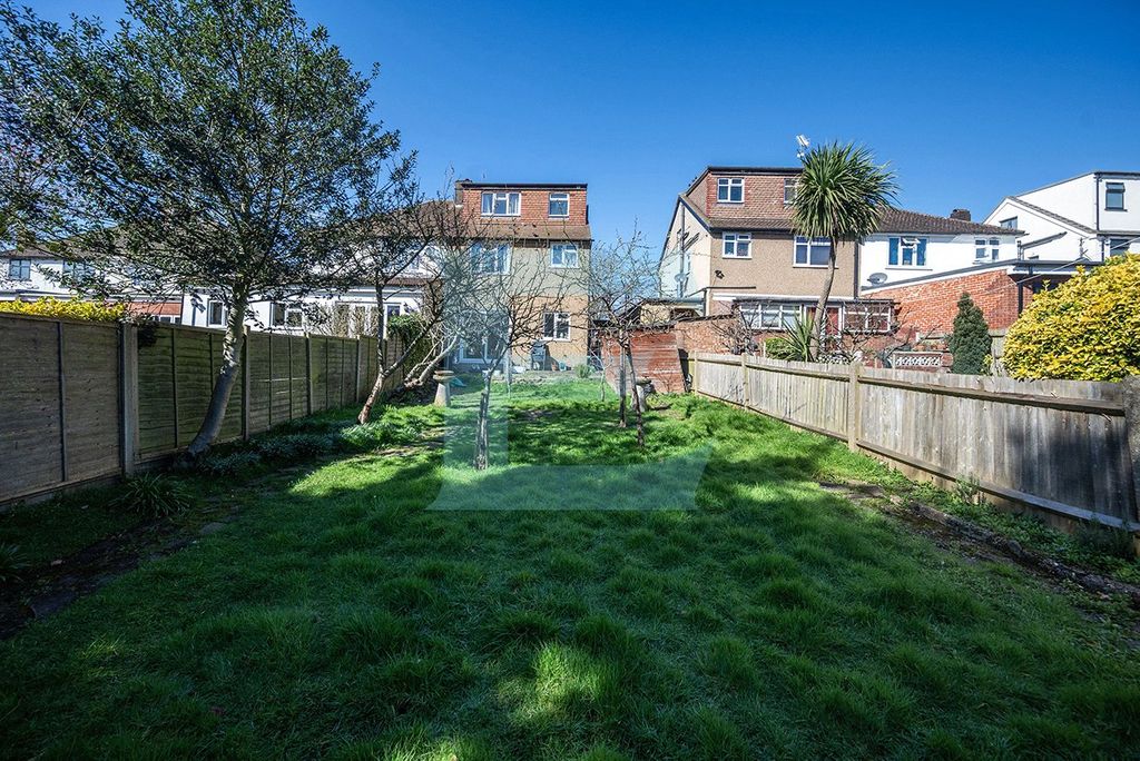 Property photo 3 of 12 Picture No. 17