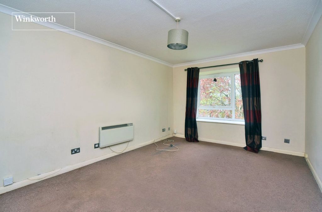 Property photo 3 of 12 Picture No. 04