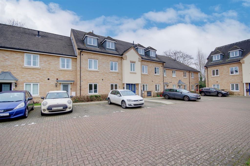 Property photo 1 of 14 Img_4922-Img_4924.Jpg