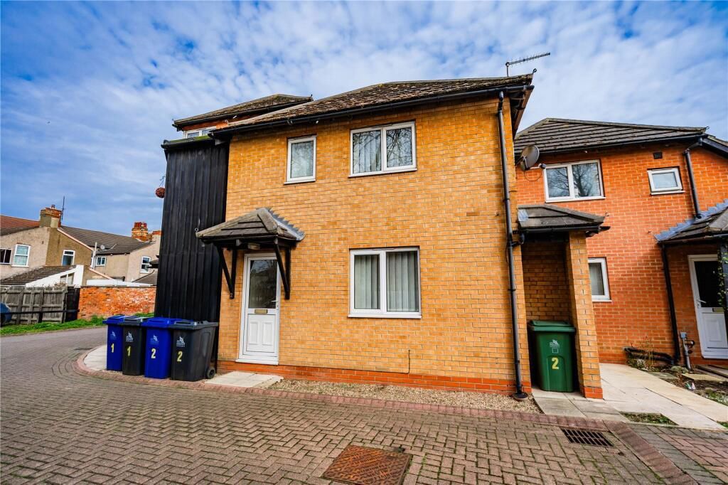 Property photo 1 of 11