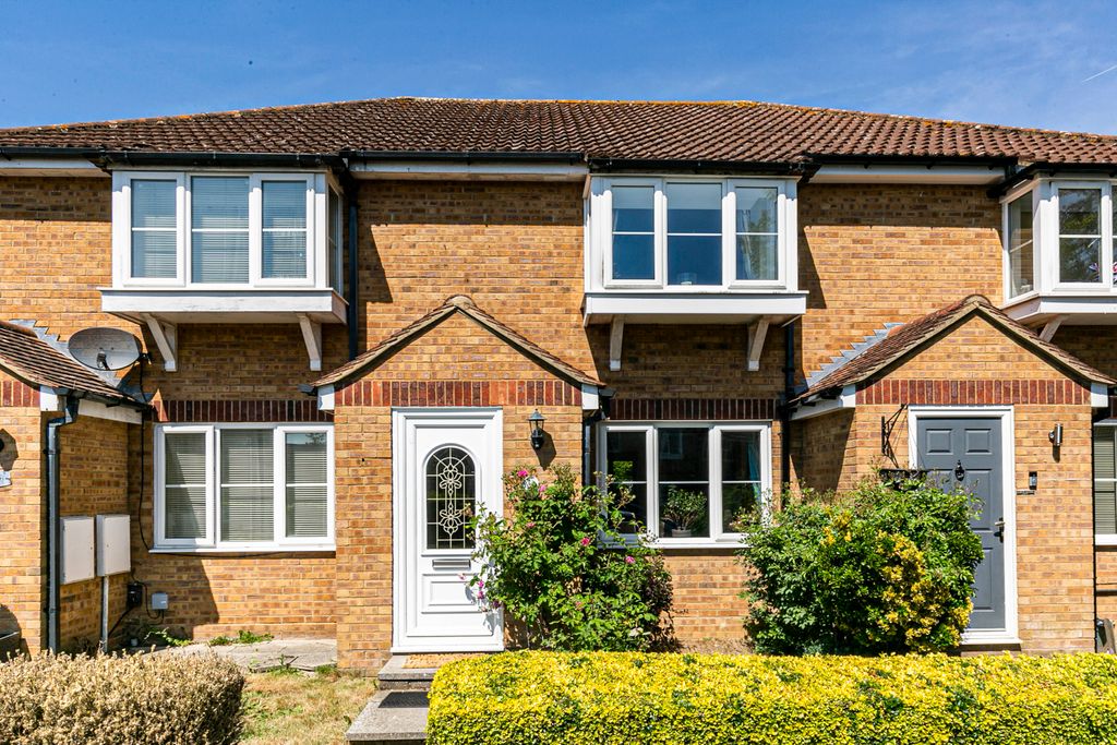 Property photo 1 of 12 External