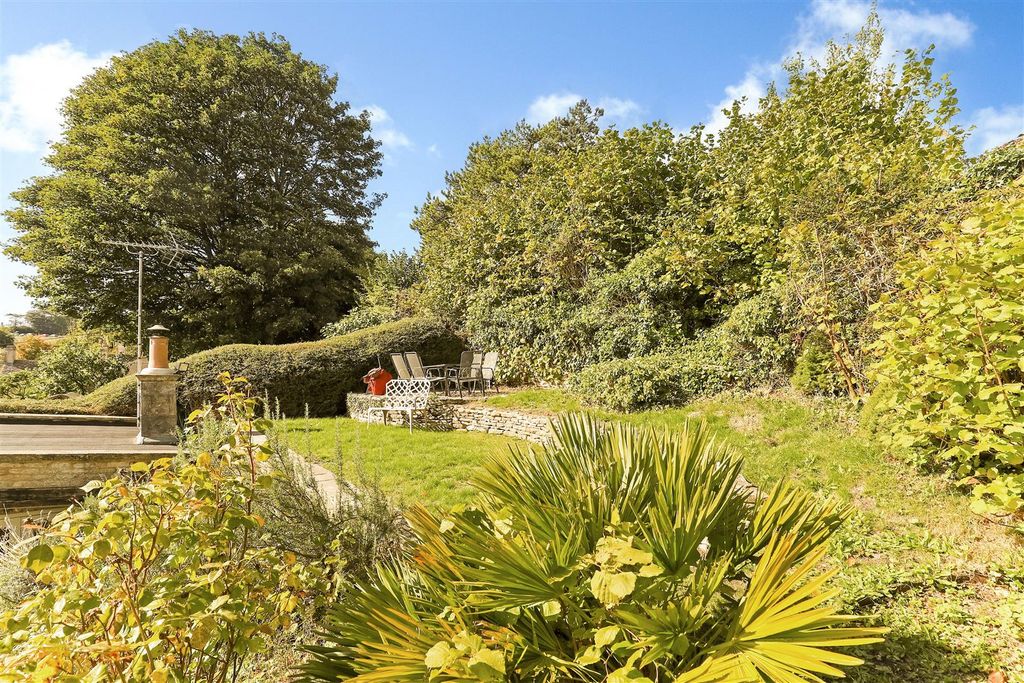 Property photo 2 of 27 Sketch_Ph16_6231613.Jpg