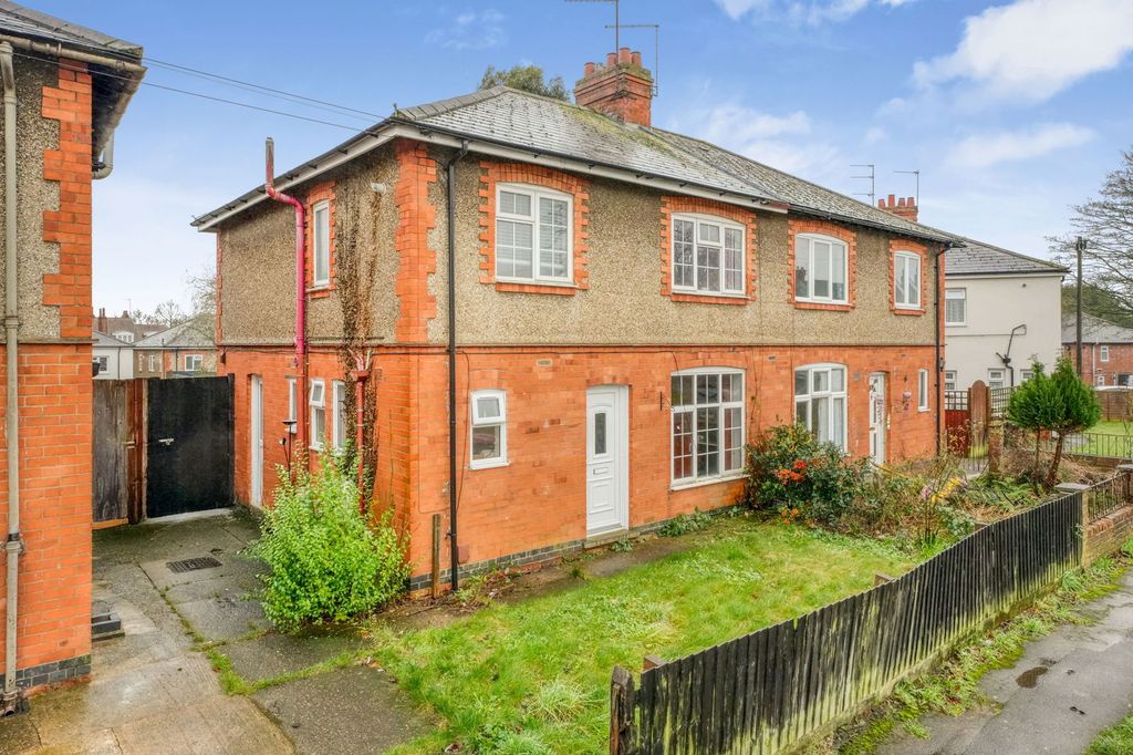 Property photo 1 of 20