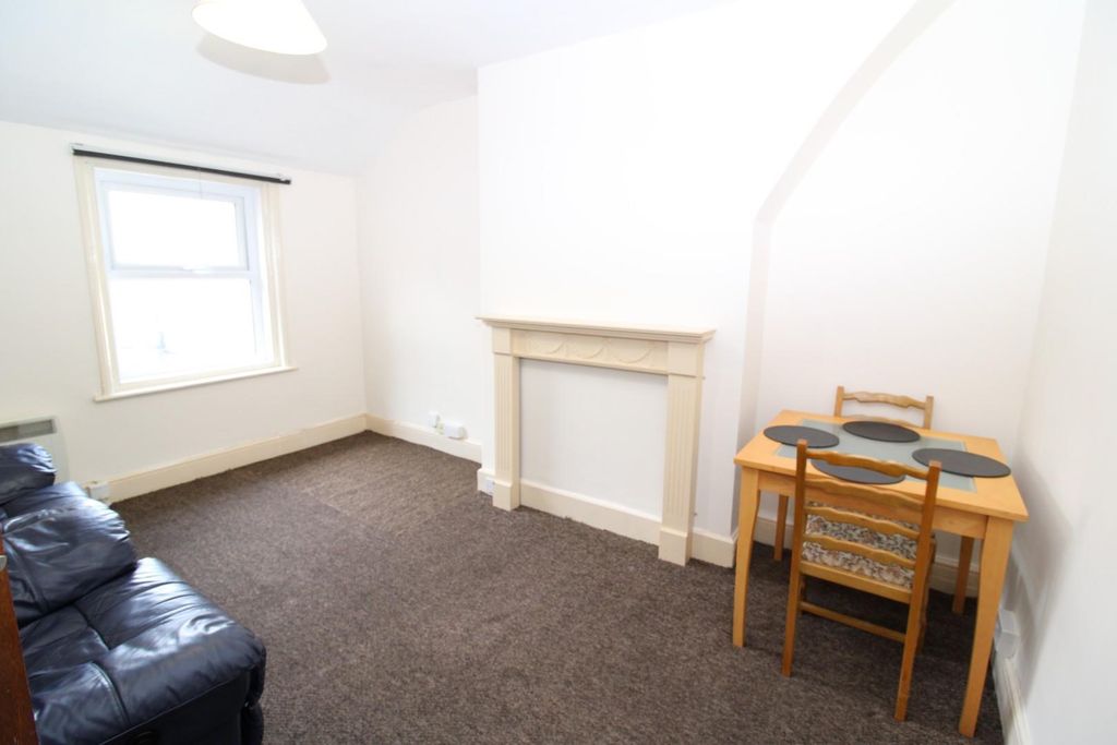 Property photo 2 of 7 Img_2319.Jpg