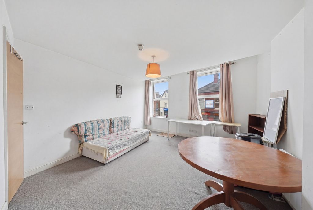 Additional image 5 of 2 bed flat for saleManchester Road, Northwich CW9