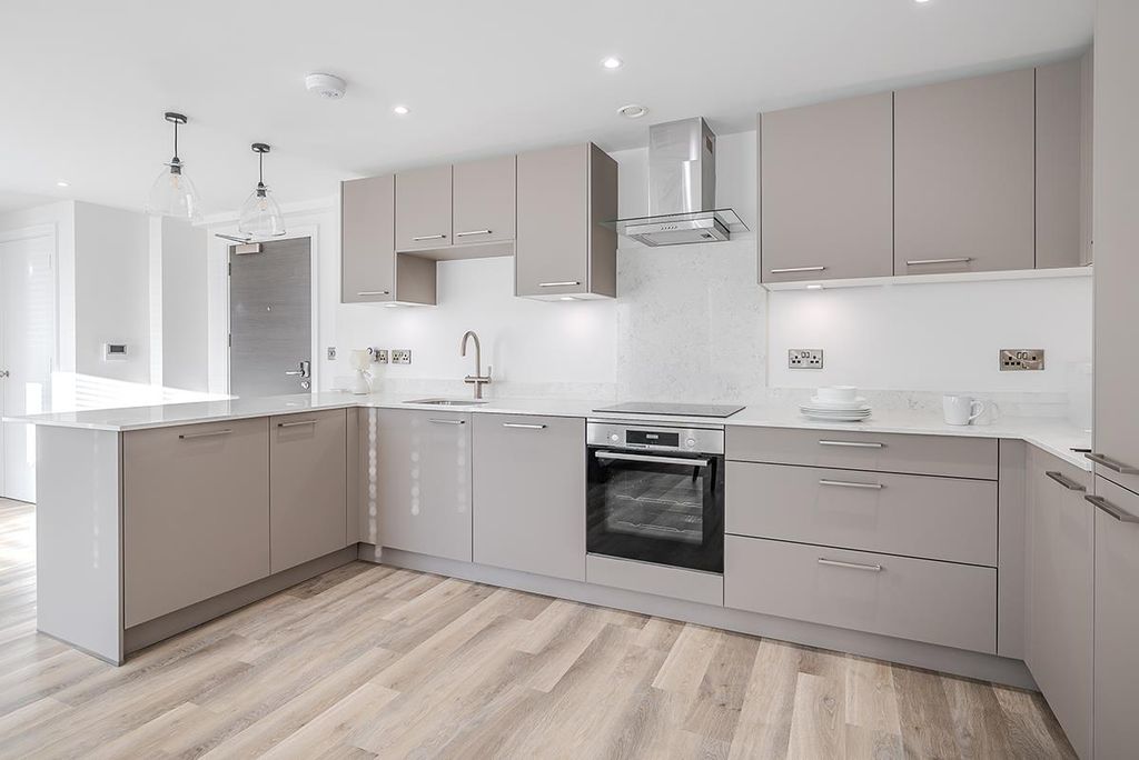 Property photo 2 of 9