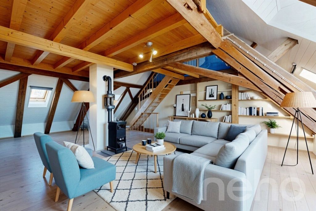 Property photo 2 of 11