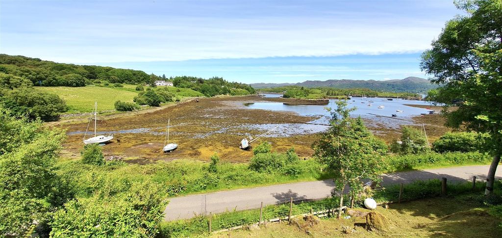 Property photo 1 of 18 Aird View