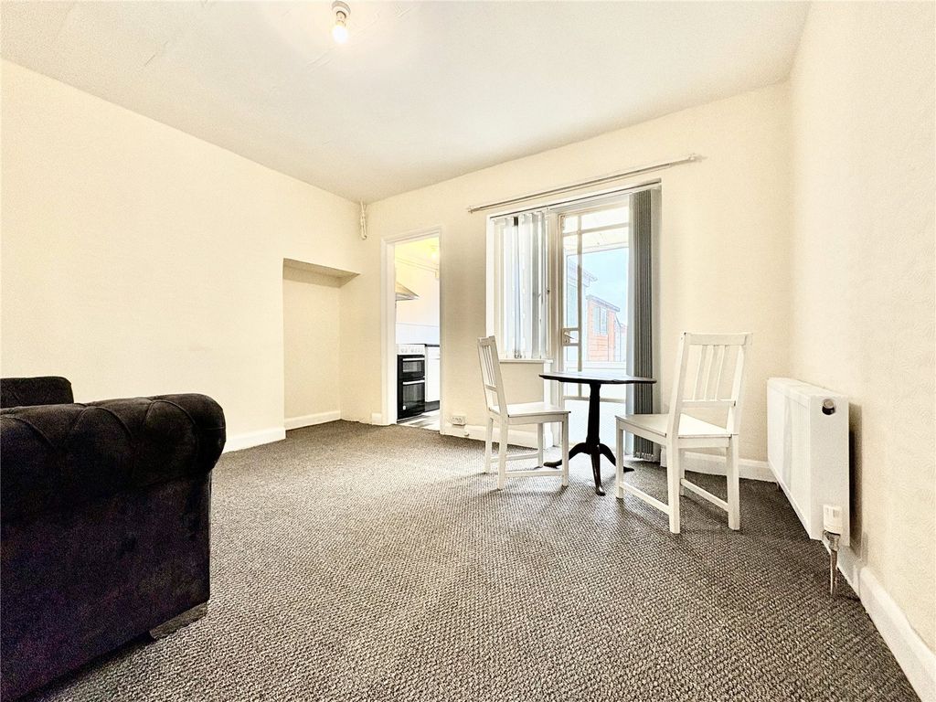 Property photo 3 of 23 Picture No. 20