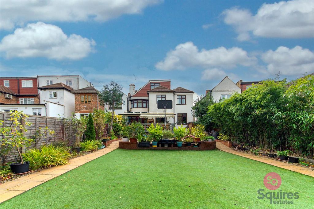 Property photo 1 of 35