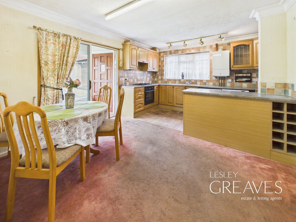 Property photo 3 of 19 Kitchen/Diner