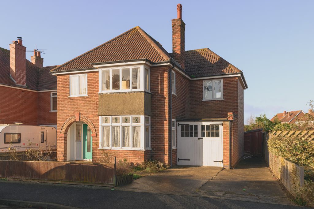 Property photo 1 of 22