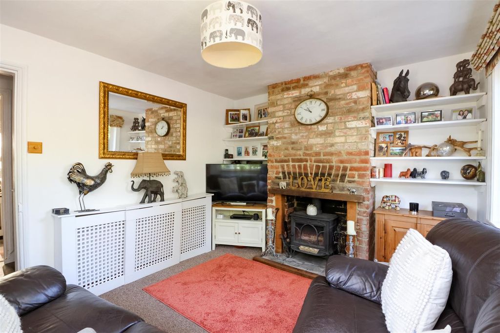 Property photo 3 of 21