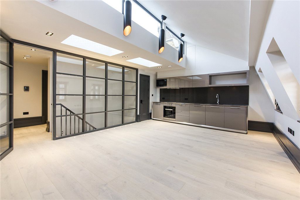 Property photo 1 of 9 King Street