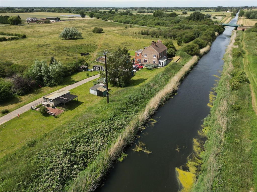 Property photo 1 of 16 Dji_0157.Jpg