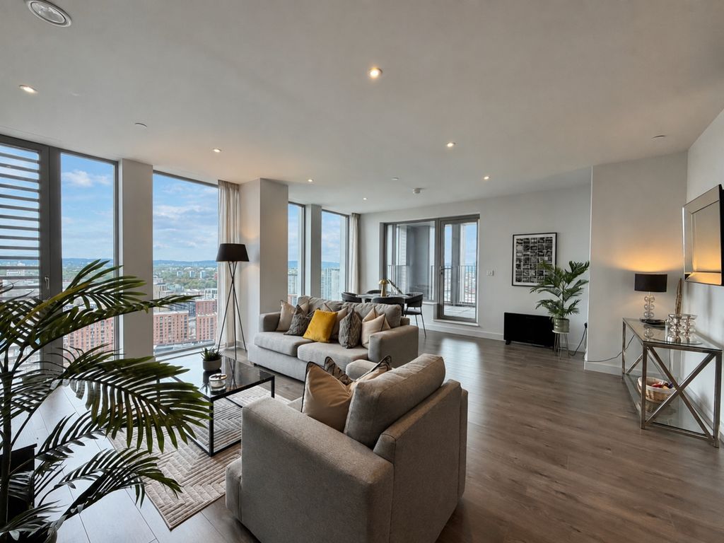 Property photo 1 of 23 44Ef8E61-A43B-43F1-986c-1A1E66B30Ca7