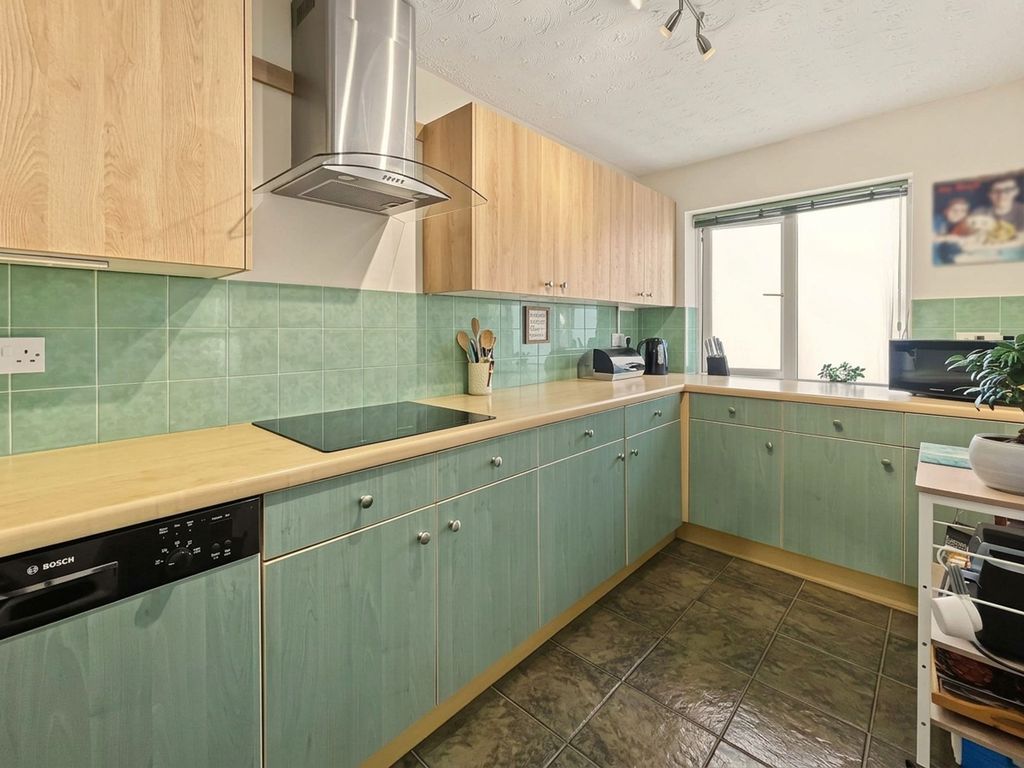 Property photo 3 of 22