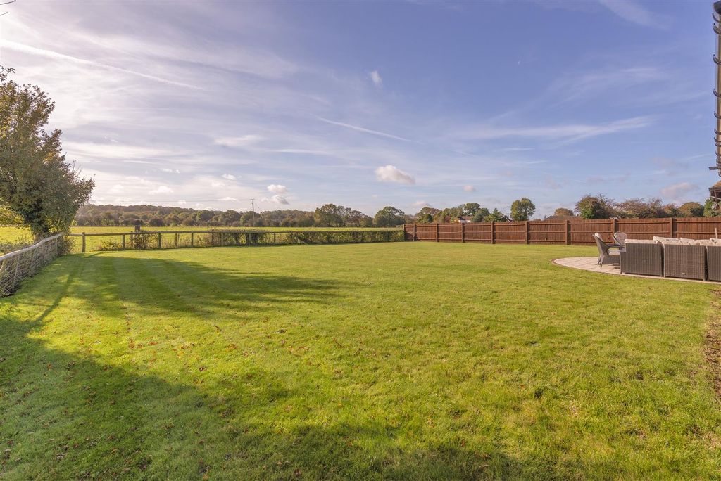 Property photo 2 of 37 33